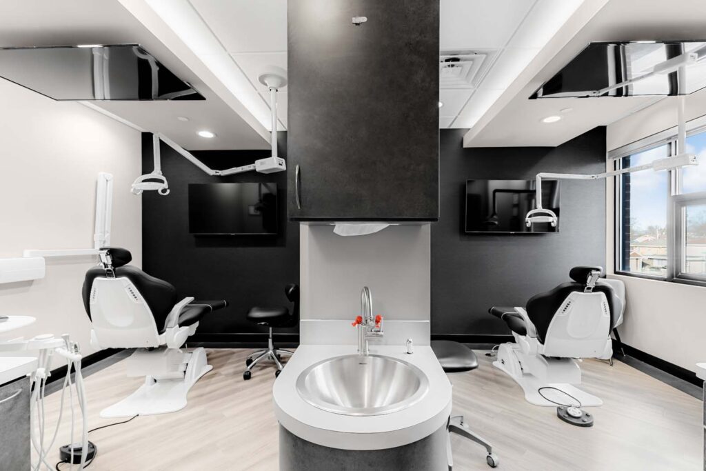 Patient exam room at Amazing Smiles, where restorative dentistry is performed as one of the many dental services available.